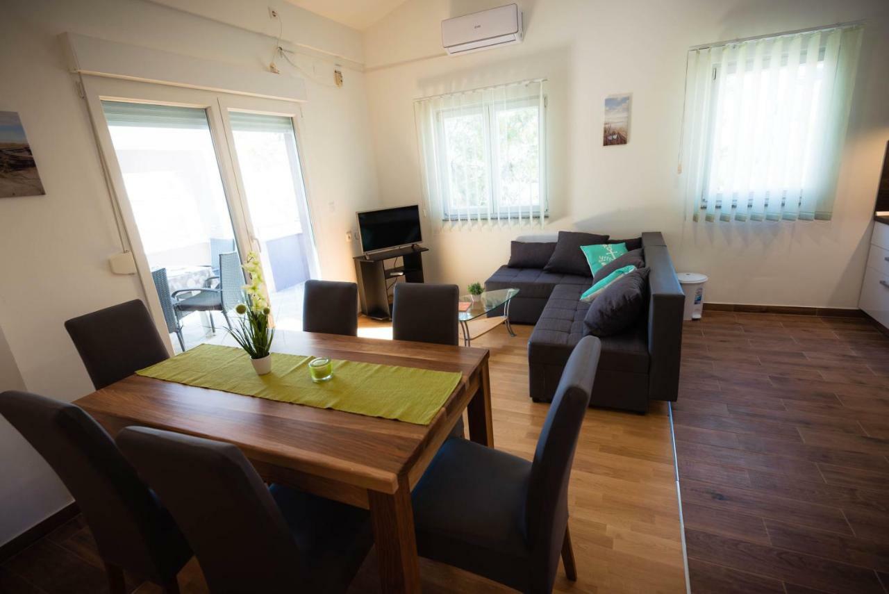 Ferienwohnung Lego Vodice Exterior foto